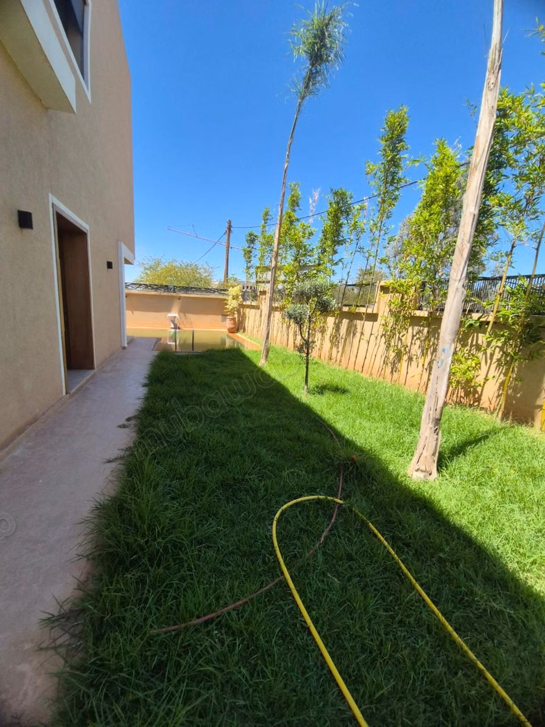 Villa neuve 4 chambres avec piscine – Rte Amizmiz