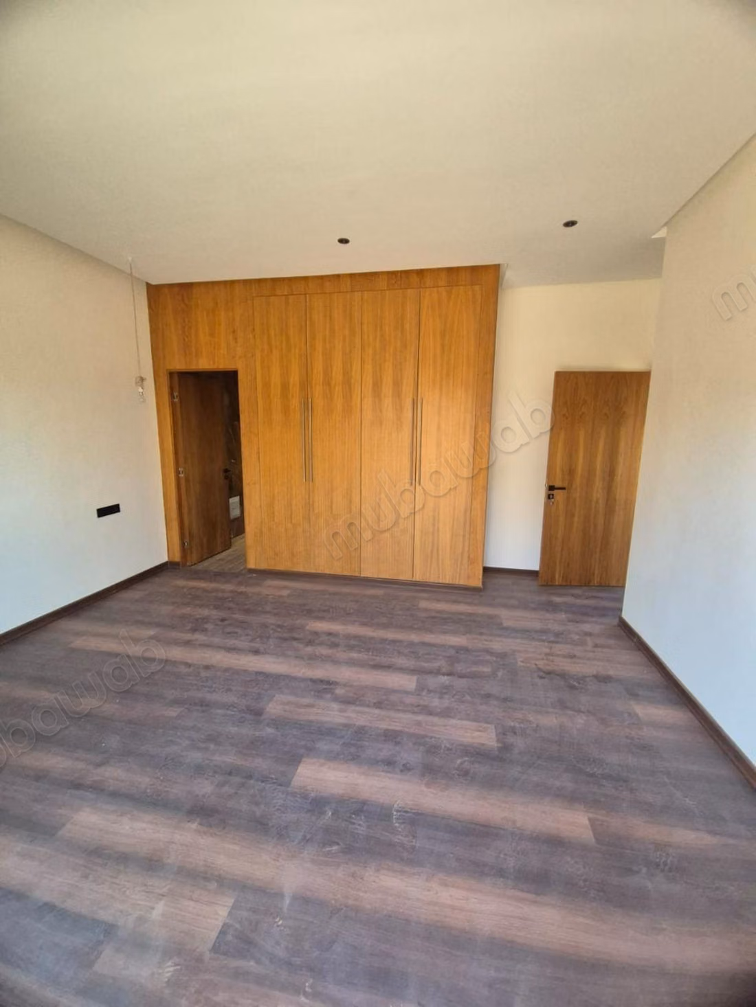 Villa neuve 4 chambres avec piscine – Rte Amizmiz