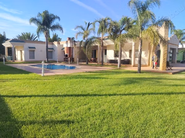 Magnificent villa for sale in Souissi, 2000 m²