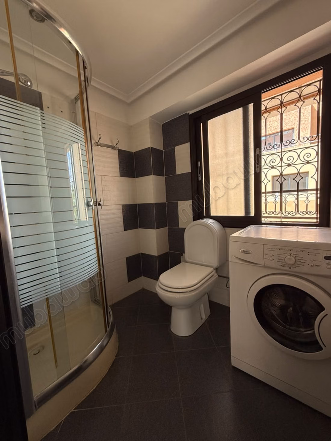 Bonito apartamento vacío en alquiler en Gueliz
