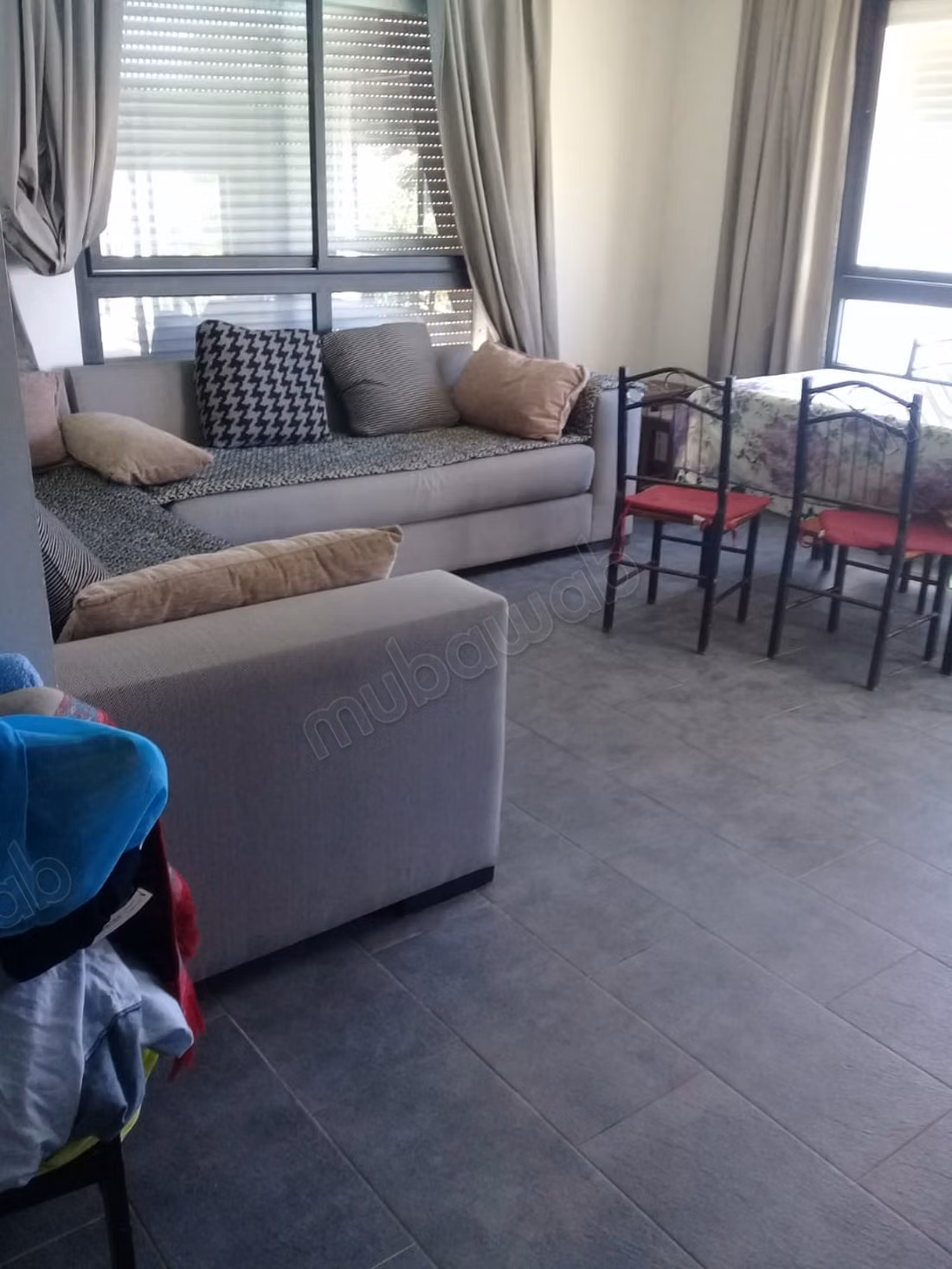 Beautiful apartment for sale in Dar Bouazza. 2 beautiful bedrooms. Well furnished
