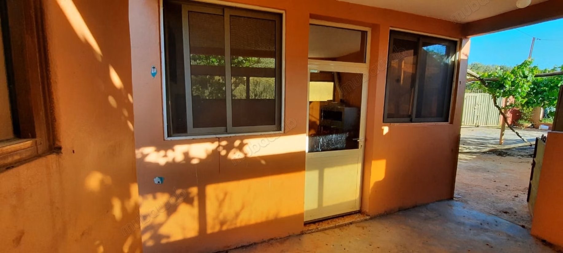Finca en venta en Golf de Benslimane. Superficie de 438 m². Garaje