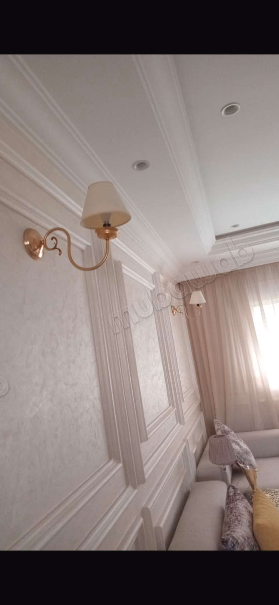 Appartement à vendre à Route Casablanca. 
2 belles chambres. 
Meublé