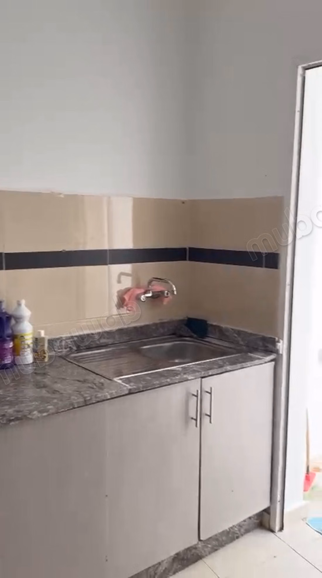 Sale of a beautiful apartment in Martil. 2 Rooms Living Room 2 Courtyards