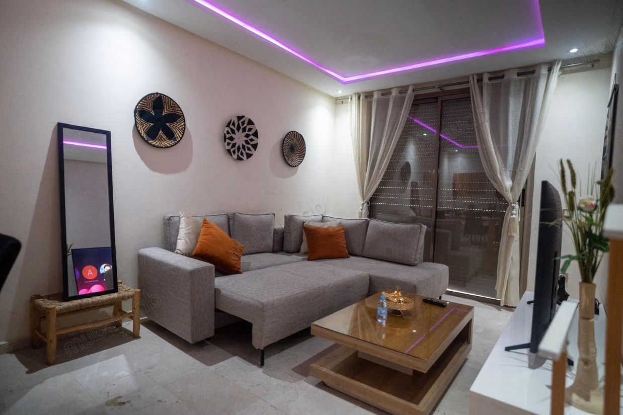 For sale: Apartment in Gueliz. 3 large rooms. Well furnished