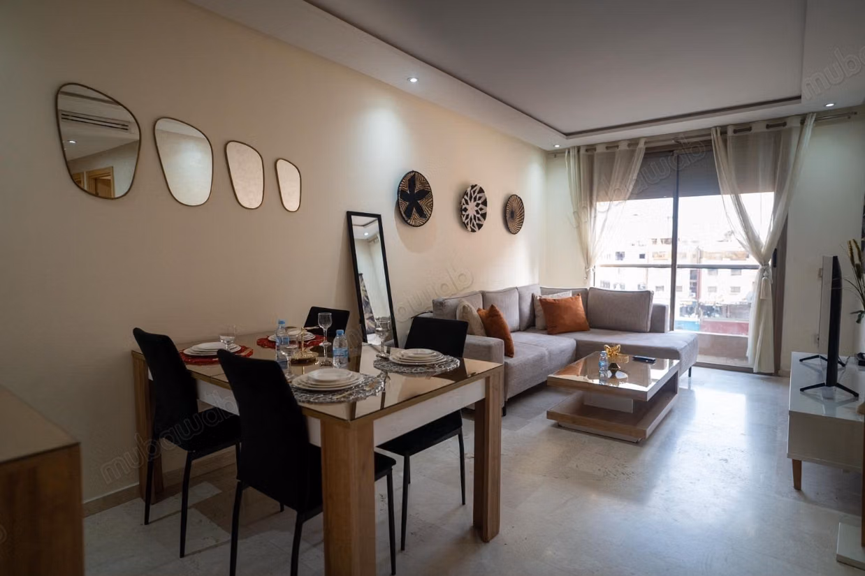 For sale: Apartment in Gueliz. 3 large rooms. Well furnished