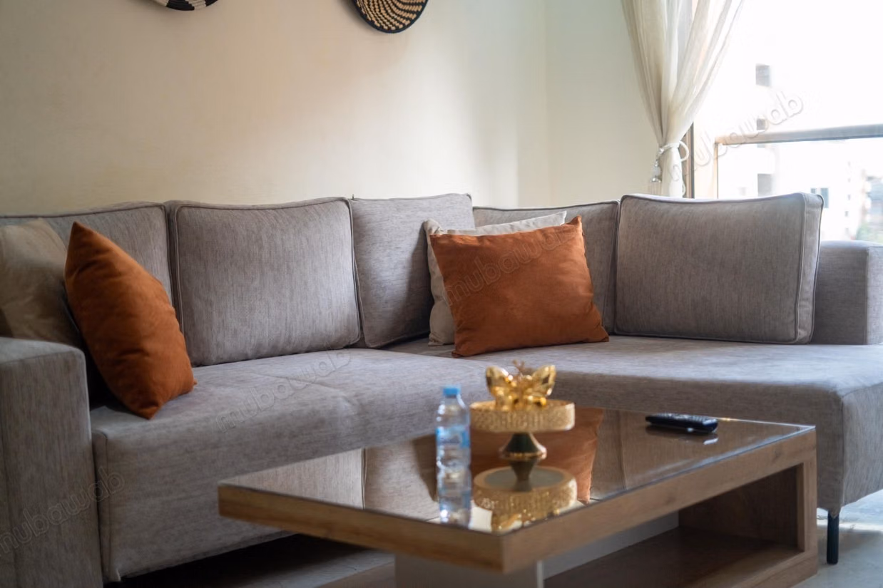 For sale: Apartment in Gueliz. 3 large rooms. Well furnished