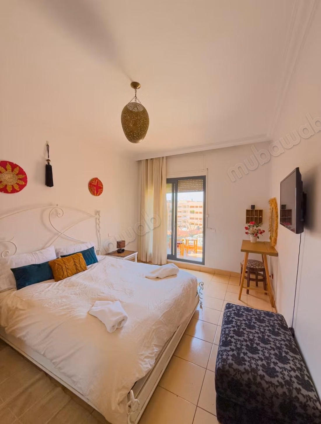 Apartment for sale in Guéliz. 3 rooms. Typical Moroccan living room, secure residence