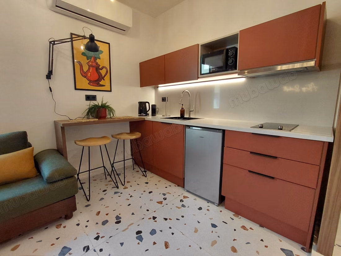 2 studios à l'européene, rénovés et meublés à vendre extension gueliz Marrakech