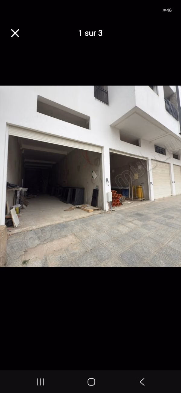 Local commercial à l'achat à Val Fleuri.
Superficie 95 m²