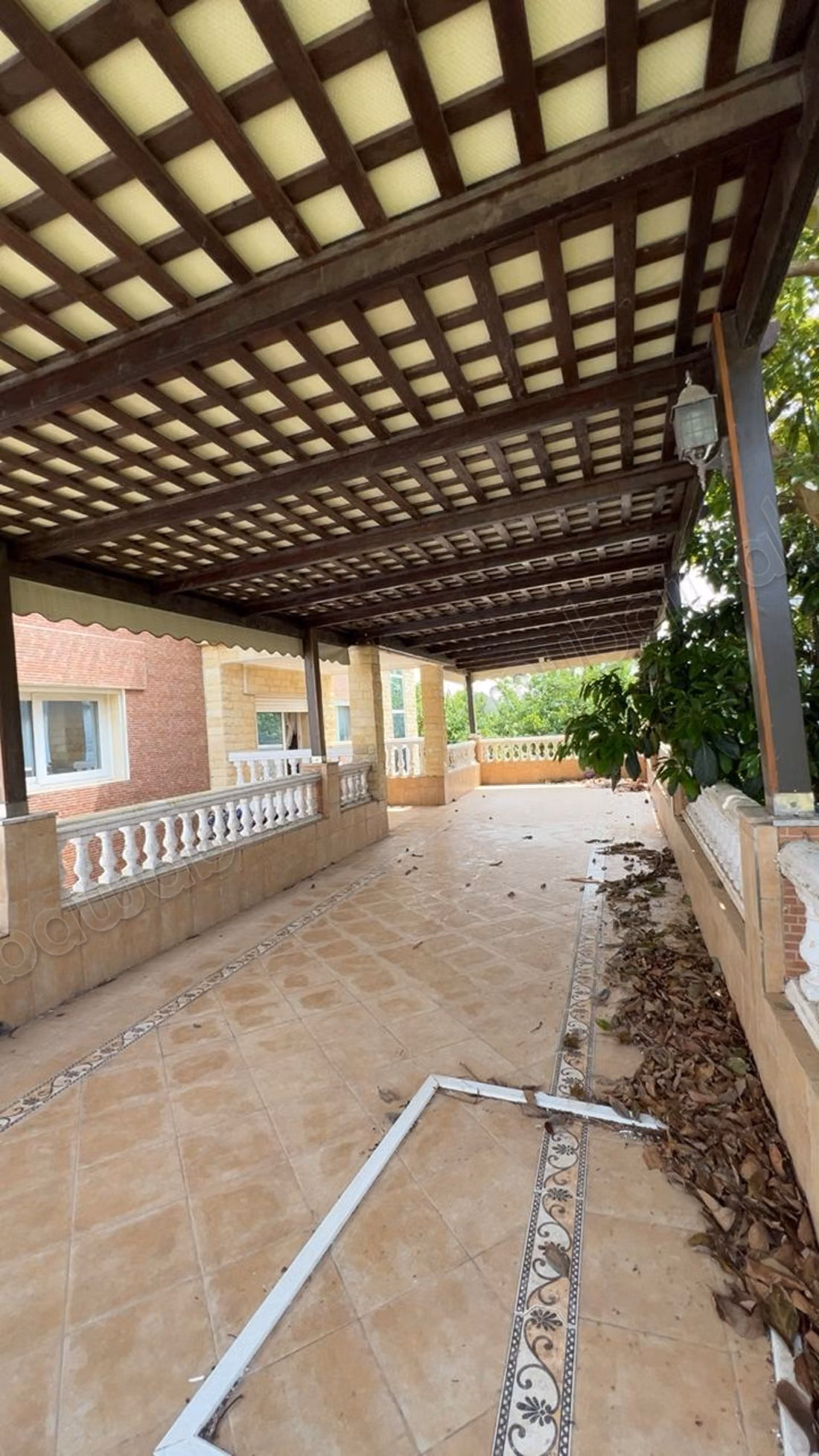 Luxury villa for sale in Mdiq. 5 excellent rooms. Furnished