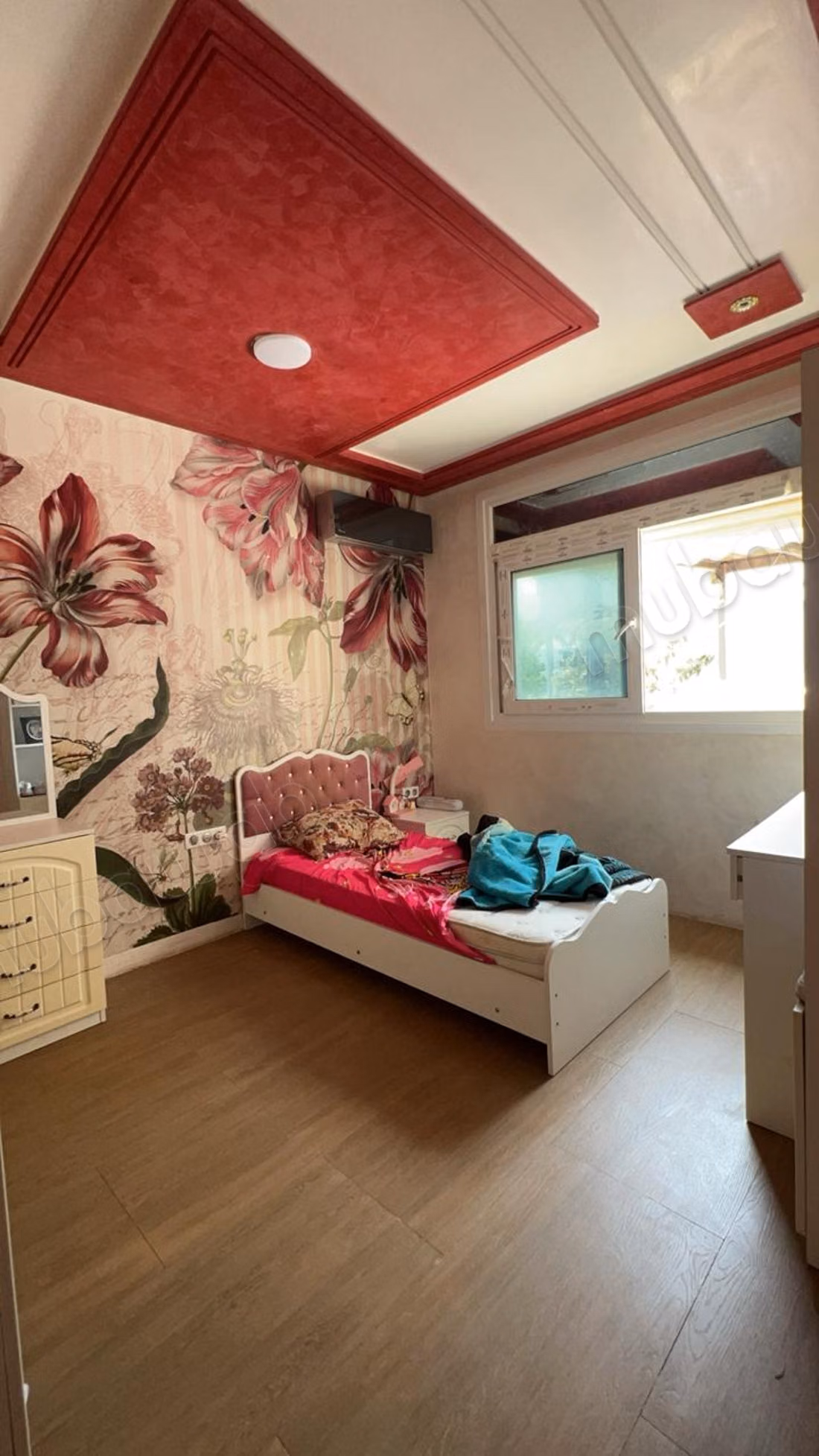 Luxury villa for sale in Mdiq. 5 excellent rooms. Furnished