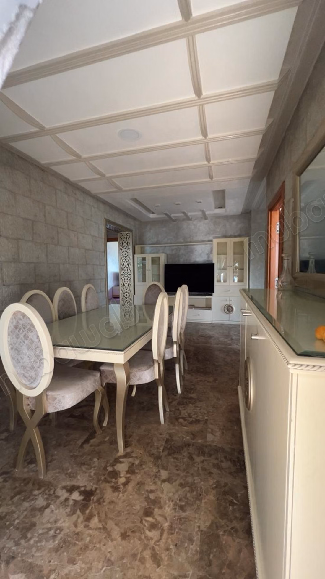 Luxury villa for sale in Mdiq. 5 excellent rooms. Furnished
