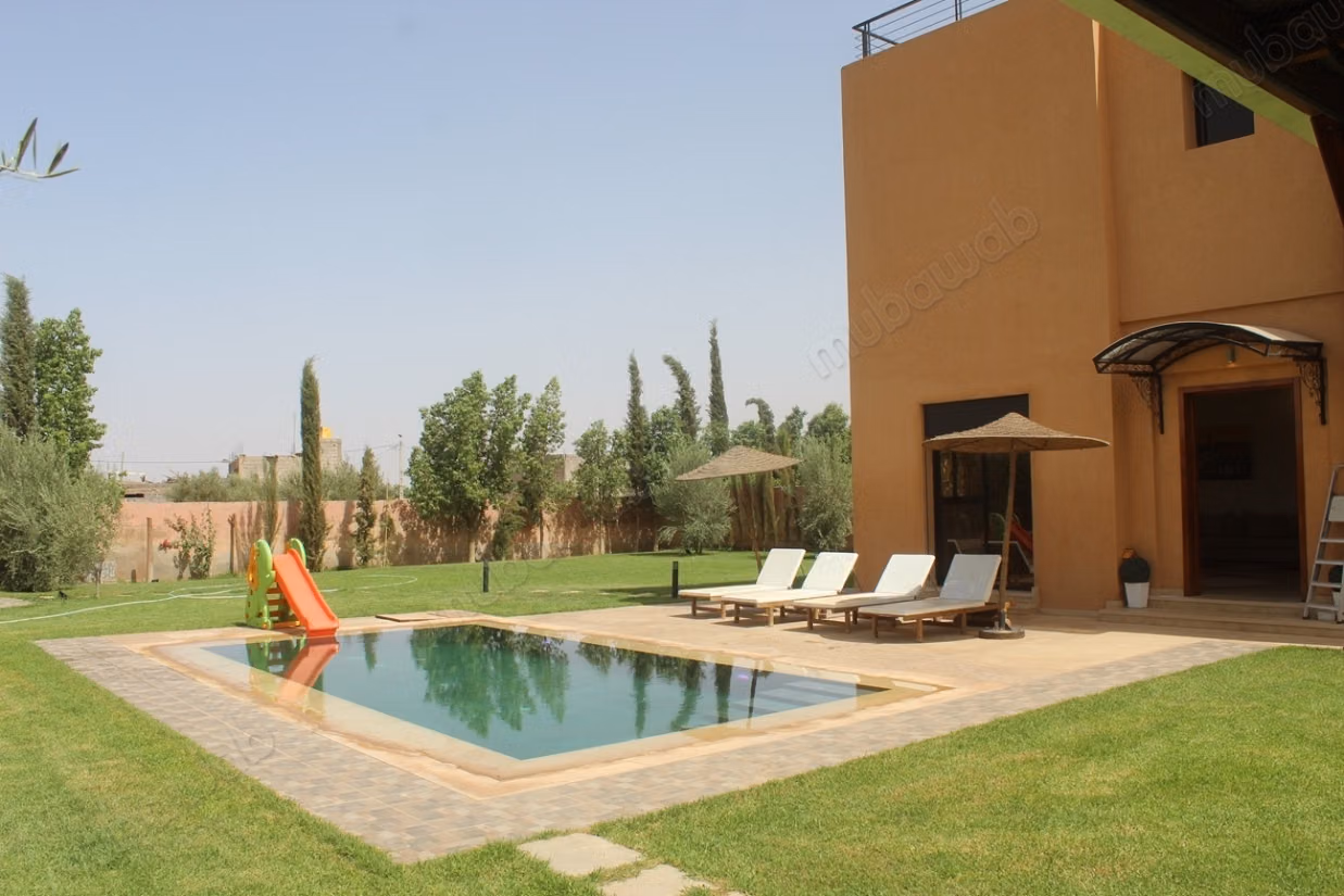 Belle villa a Louer dans un petit domaine