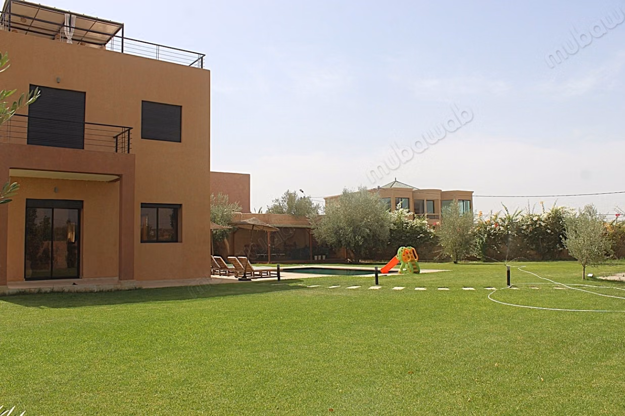 Belle villa a Louer dans un petit domaine