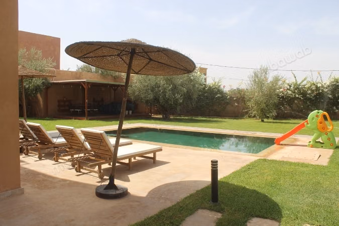 Belle villa a Louer dans un petit domaine