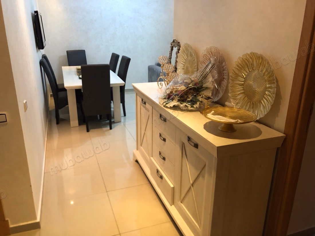Affitto di un bel appartamento a El Mansouria. 2 belle camere. Ben arredato