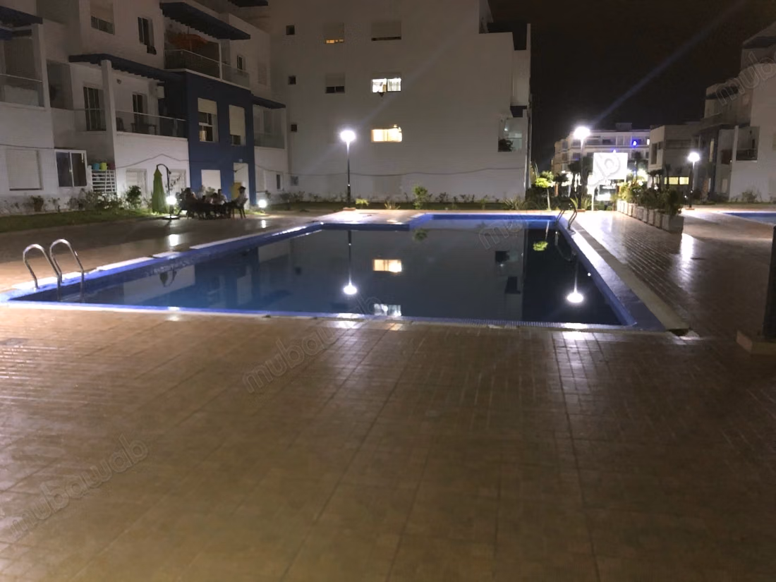 Affitto di un bel appartamento a El Mansouria. 2 belle camere. Ben arredato