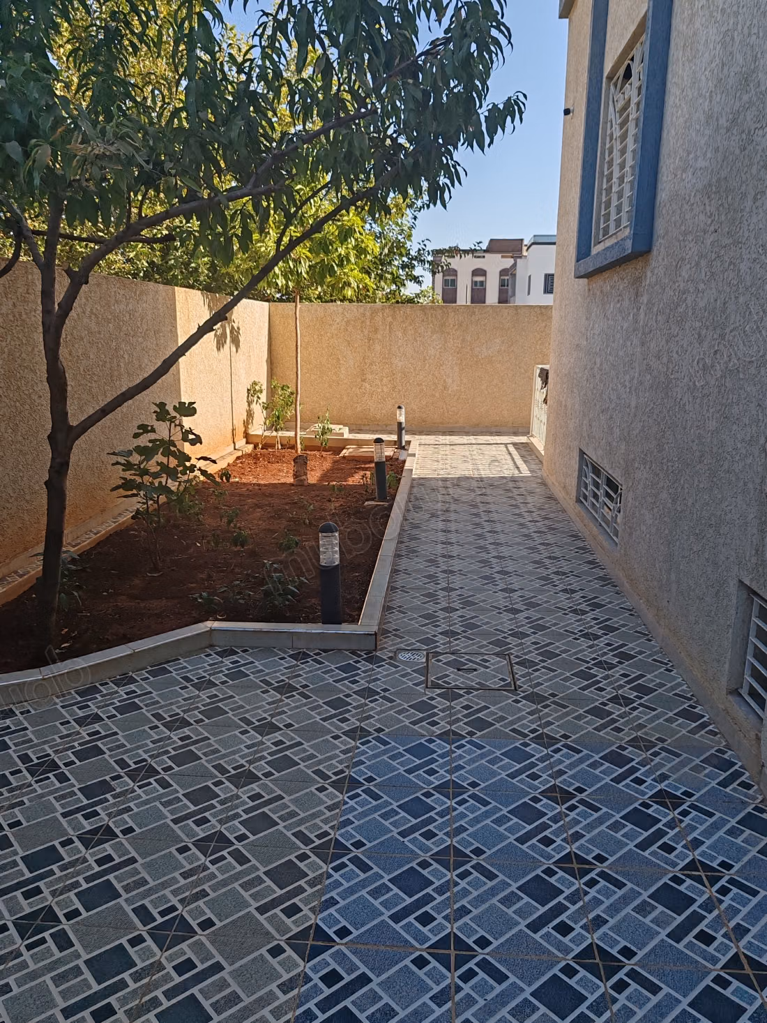 Beautiful villa on Fes Road opposite Salah al-Din