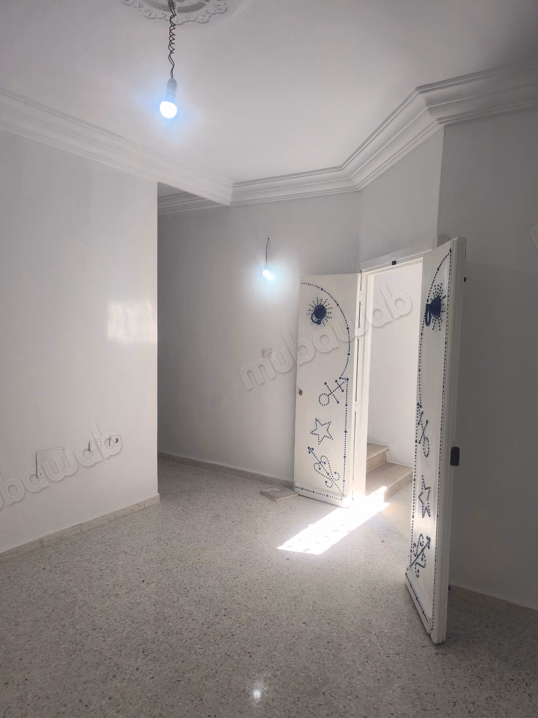 Beautiful apartment for rent in La Marsa Ville. 2 beautiful bedrooms. Satellite dish