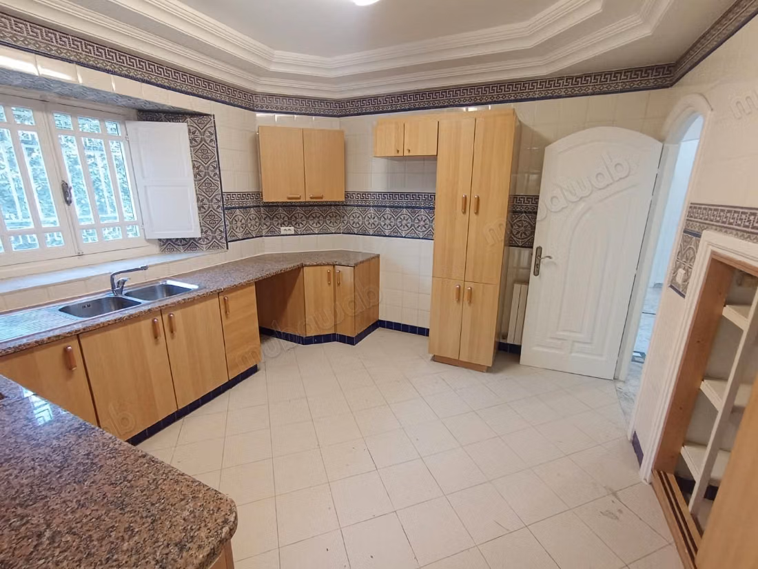Villa con Giardino e Terrazza - Marsa Cité Les Pins