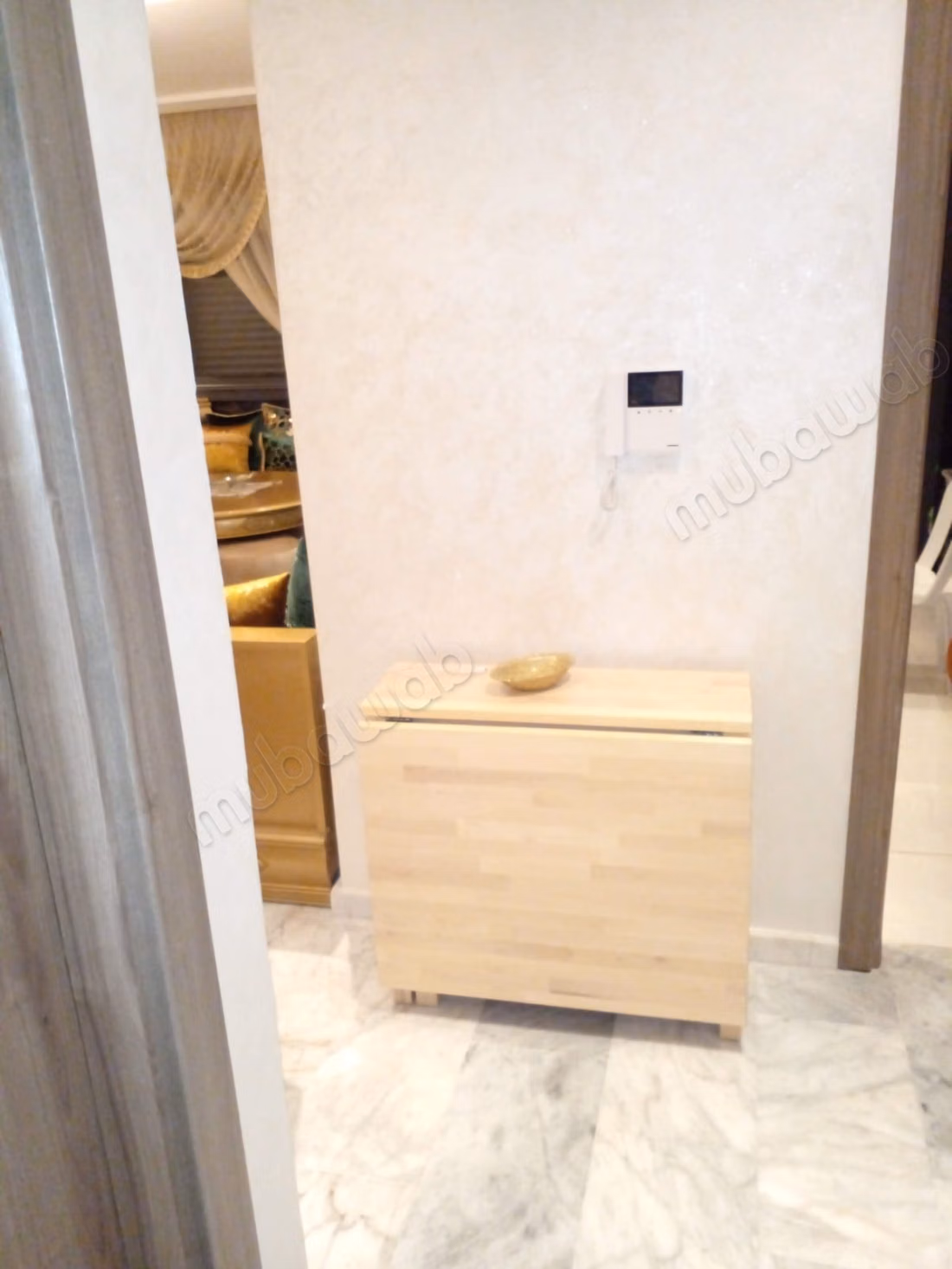 Vendita di un bel appartamento ad Aïn Sebaâ. 3 grandi stanze. Antenna parabolica, residence sicura