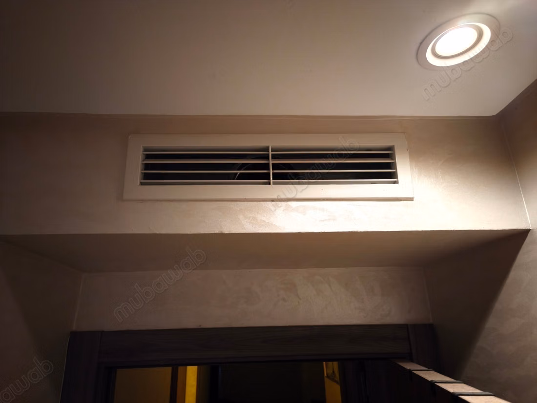 Vendita di un bel appartamento ad Aïn Sebaâ. 3 grandi stanze. Antenna parabolica, residence sicura
