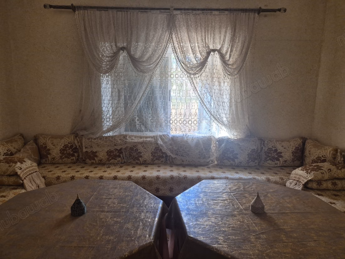 Beautiful apartment for sale in the city center. Total area 90 m². Moroccan living room