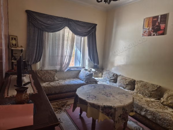Beautiful apartment for sale in the city center. Total area 90 m². Moroccan living room