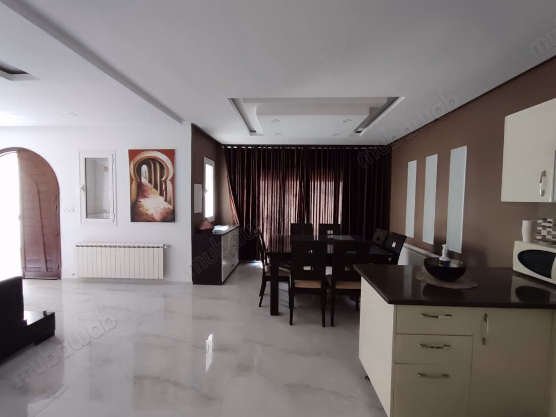 Casa ben tenuta con piscina