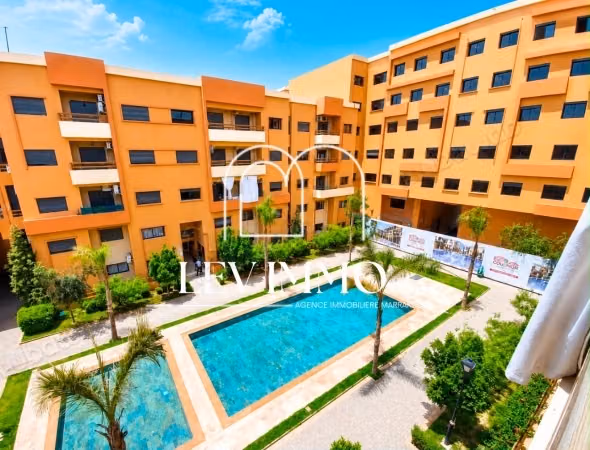 T3 refait à neuf 
Rés piscine parking gardien