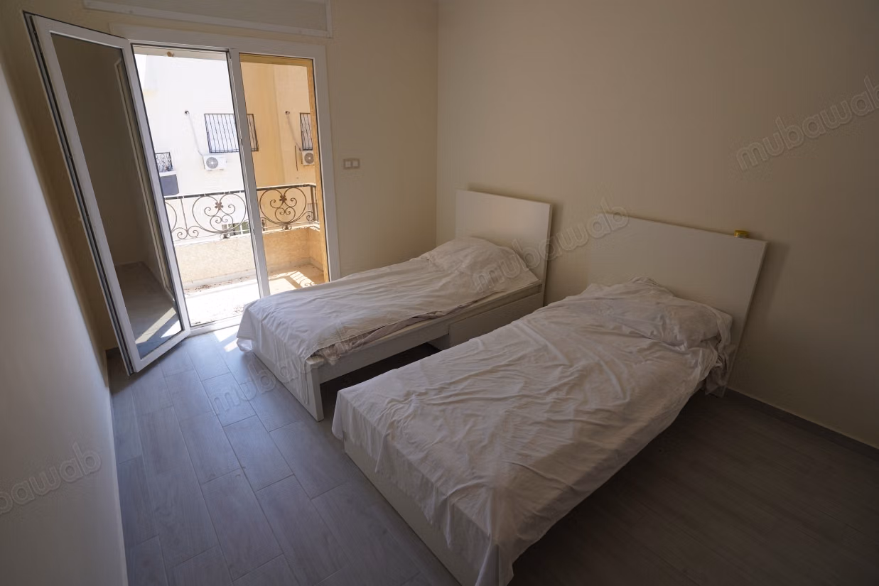 Apartment for sale in Martil with 3 rooms and an area of 100 square meters