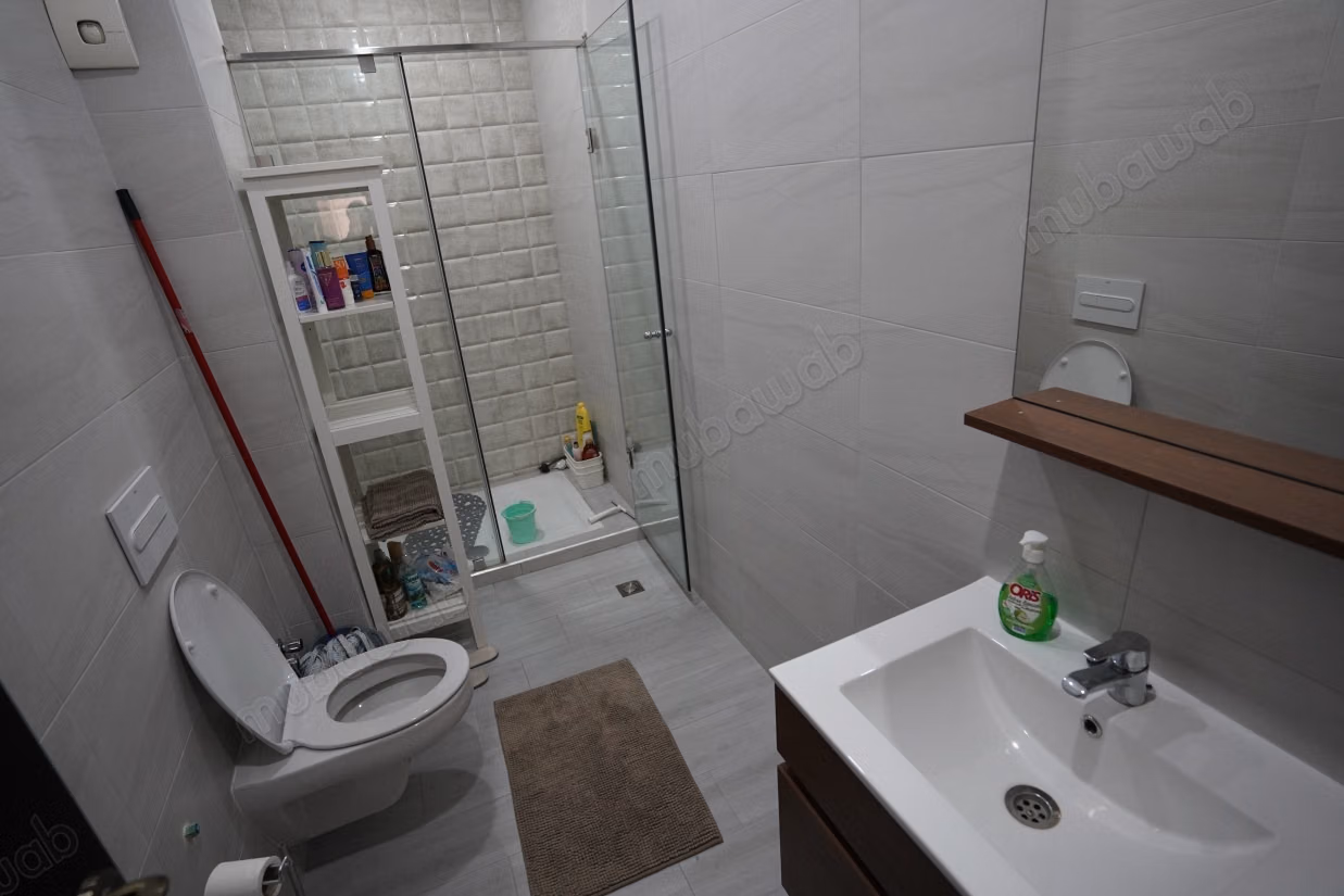 Apartment for sale in Martil with 3 rooms and an area of 100 square meters