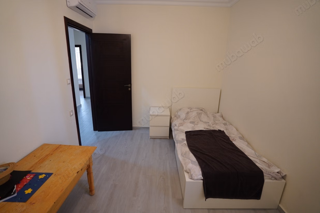 Apartment for sale in Martil with 3 rooms and an area of 100 square meters