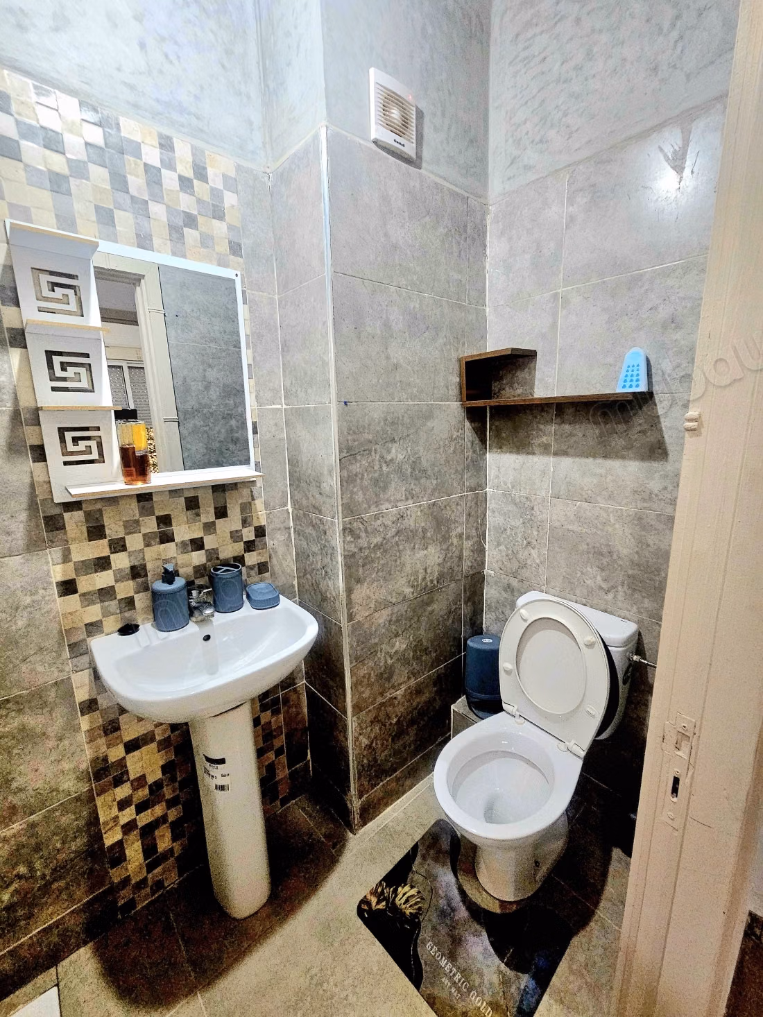 Gemeubileerd T3 Appartement met Gueliz Deuren
