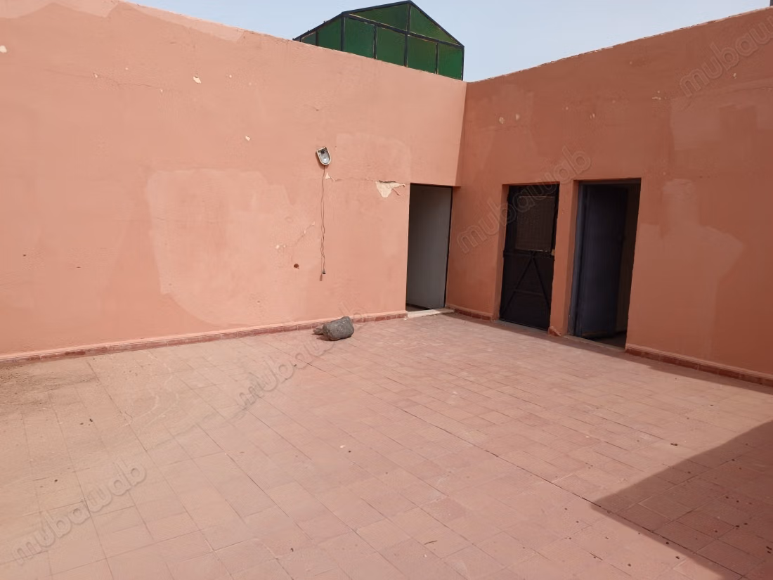 Appartement 3e avec son propre terasse