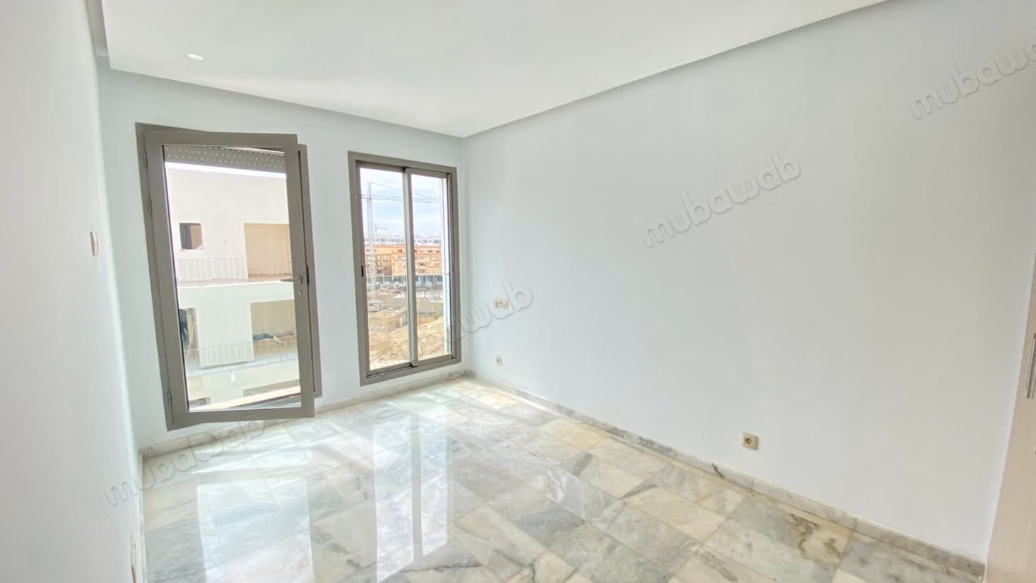 Empty studio for rent in Les Orangers Casablanca