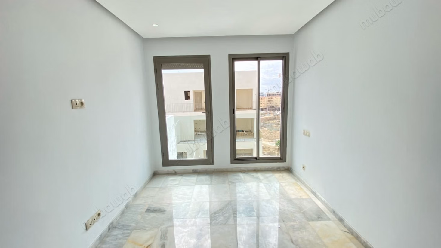 Empty studio for rent in Les Orangers Casablanca