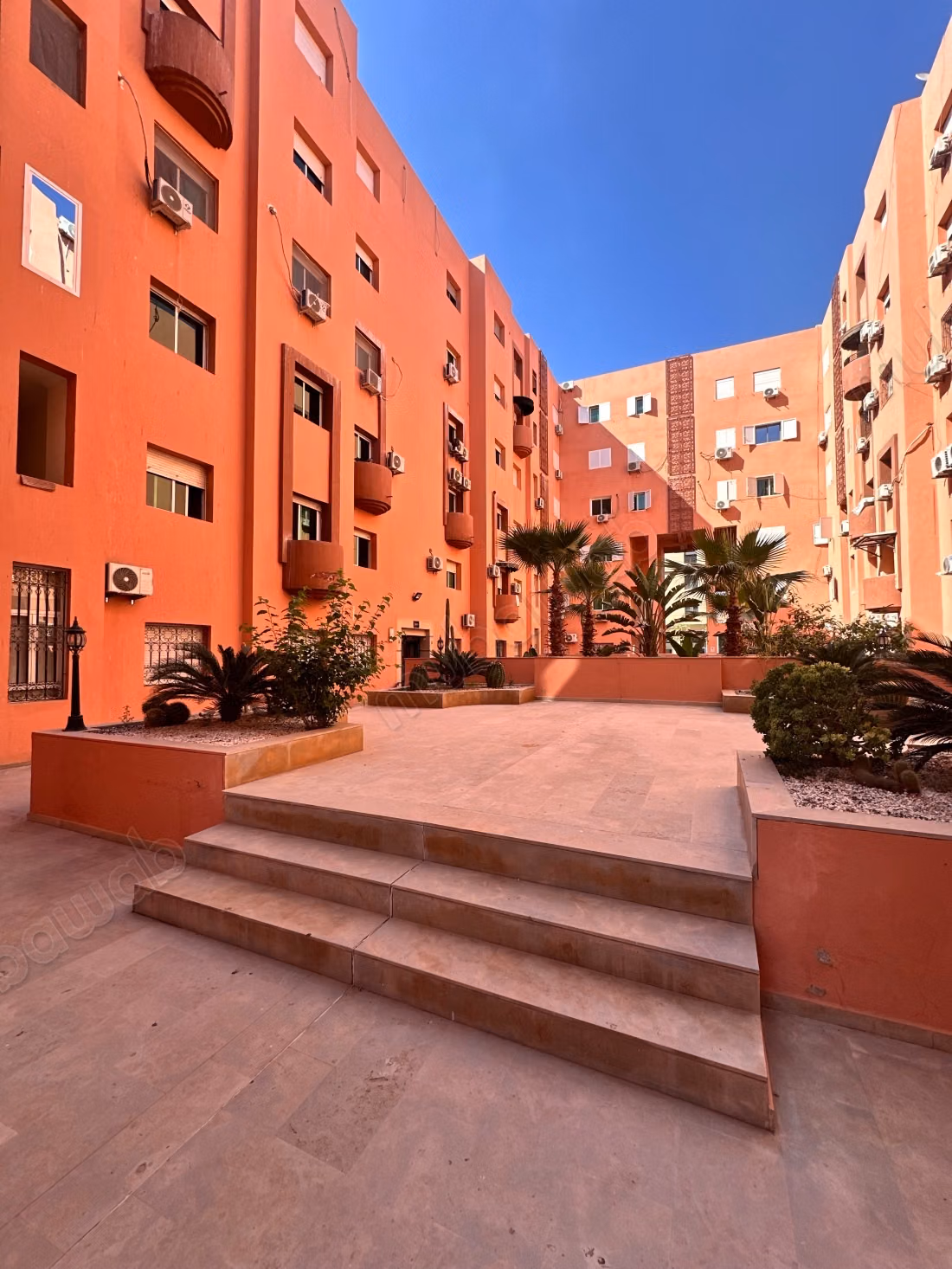 Opportunity 2 Bedrooms Gueliz
