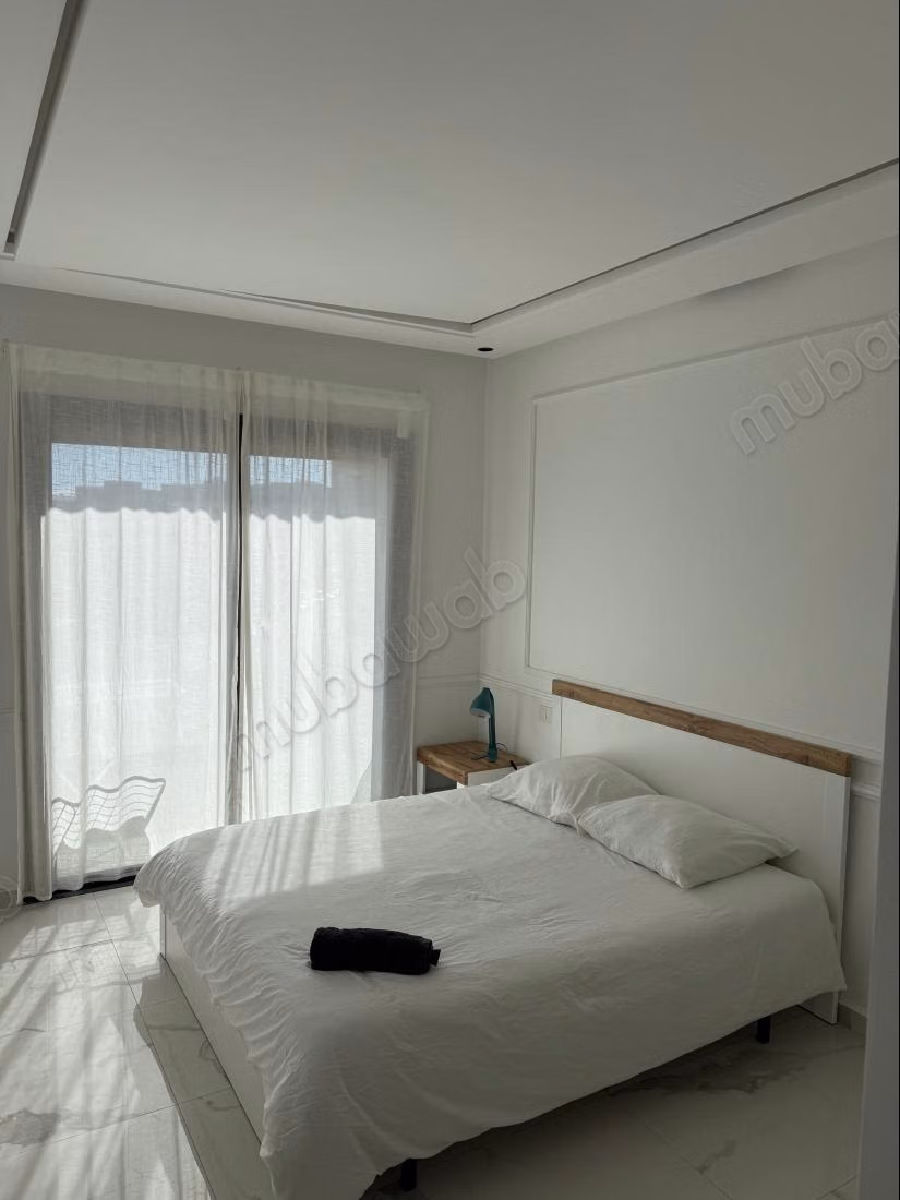 Location d'un appartement à Haut Founty. 2 chambres agréables. Bien meublé