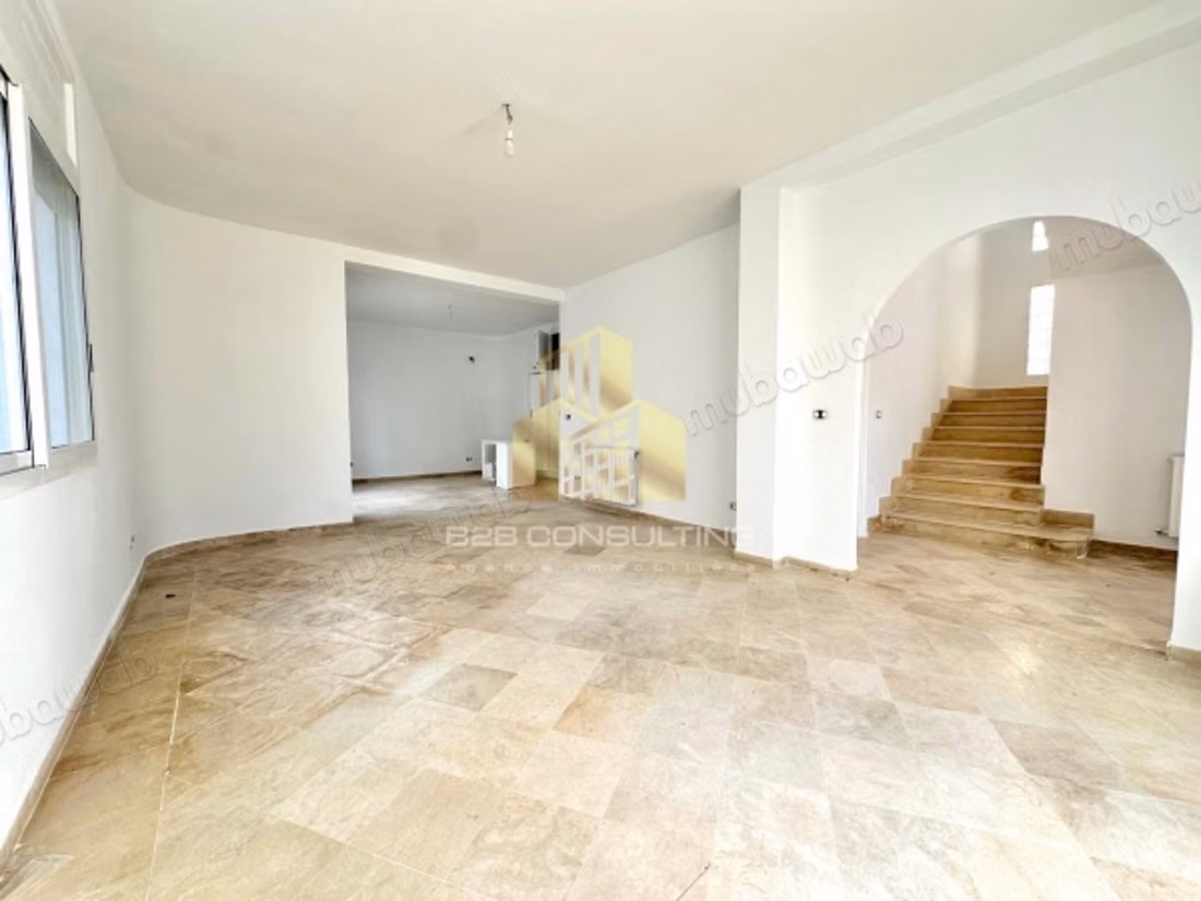 À louer une villa s4 à la marsa