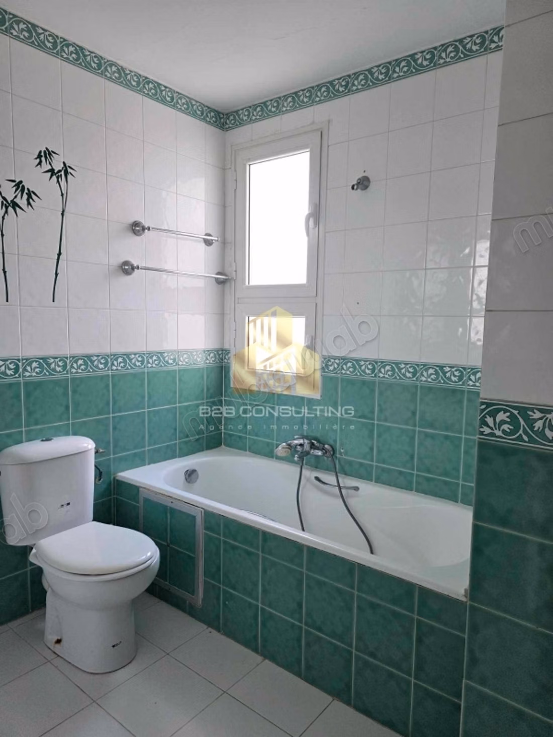 À louer un duplex s3 avec jardin à la marsa