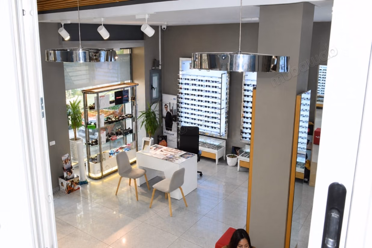 For sale commercial space