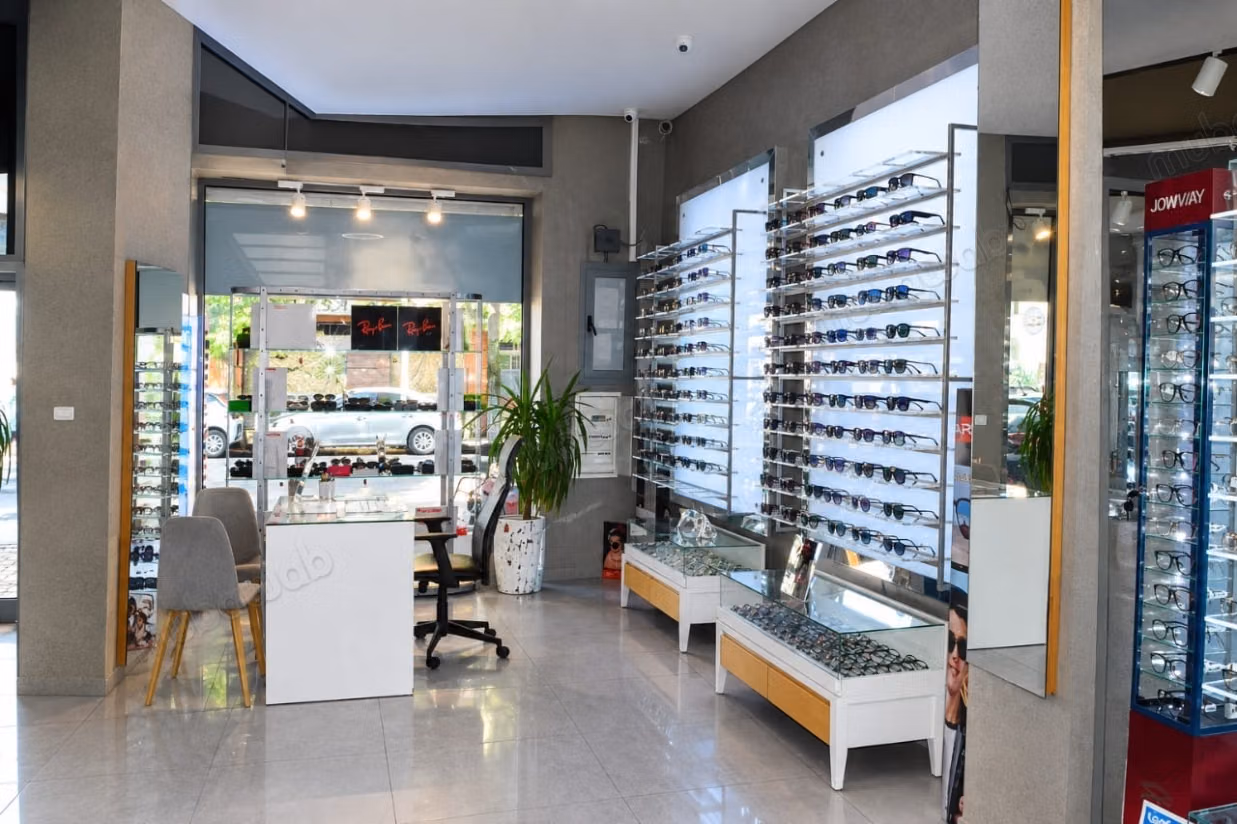 For sale commercial space
