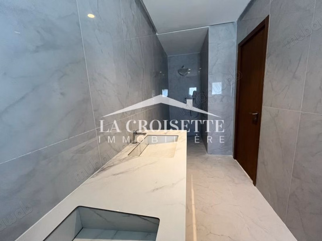 Villa S3 con giardino e piscina a Gammarth