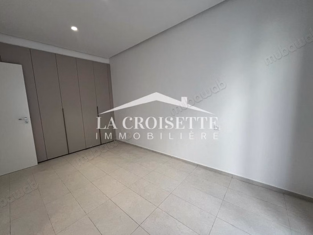 Villa S3 con giardino e piscina a Gammarth