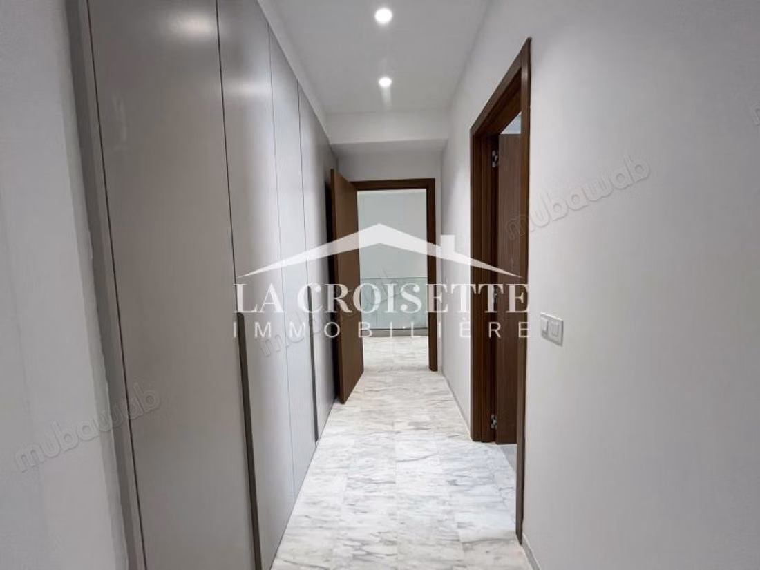 Villa S3 con giardino e piscina a Gammarth