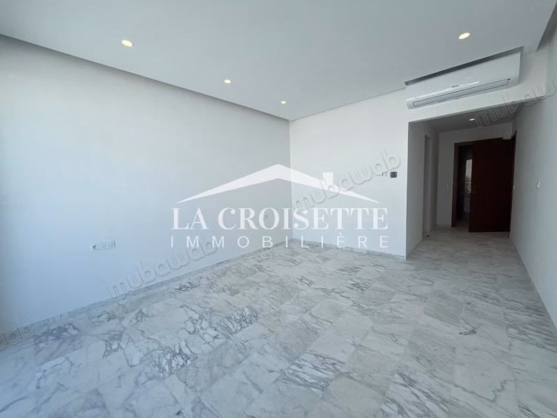 Villa S3 con giardino e piscina a Gammarth