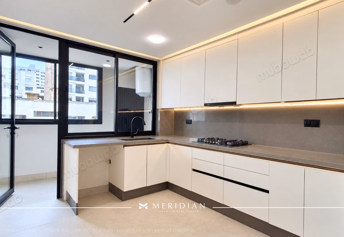 Appartement rénové de 170 m² à Racine