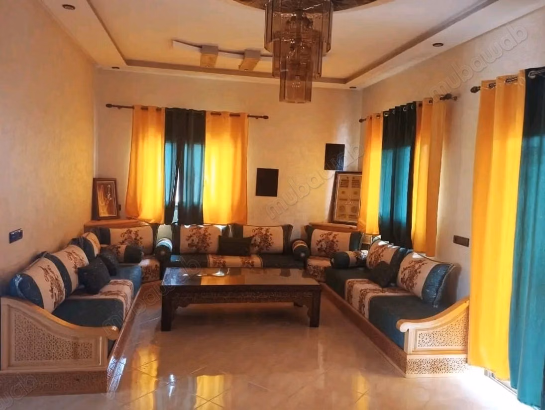 Luxurious villa for sale in Ourika. Total area 1000 m². Balcony and garden